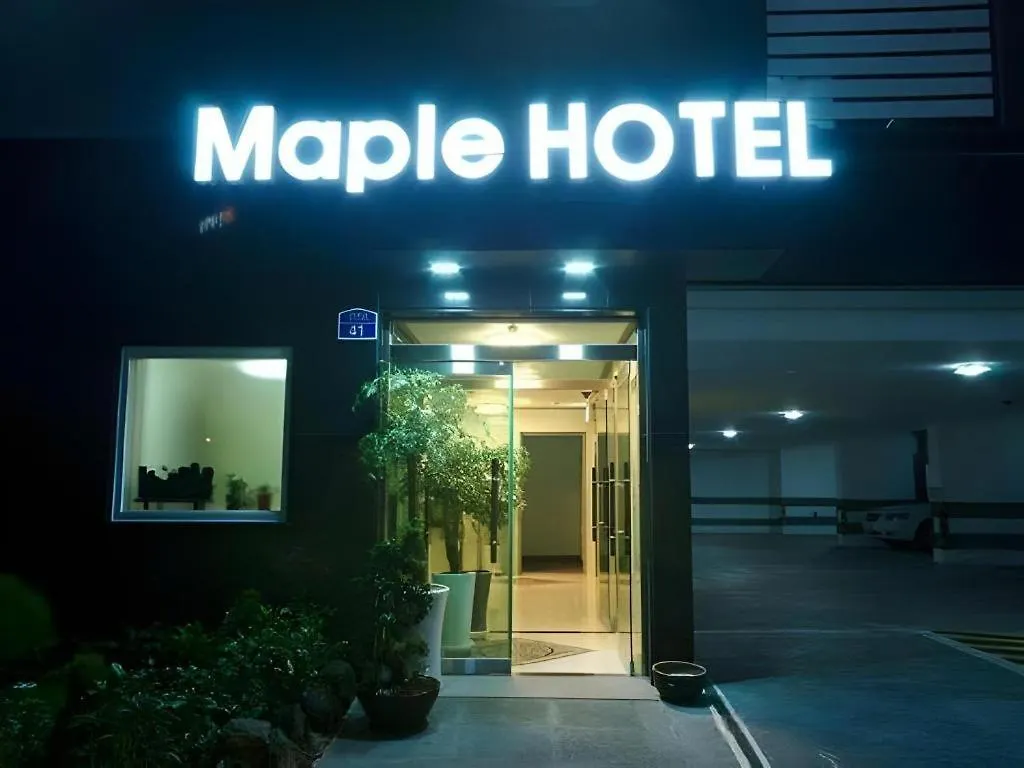 Motel Jeju Maple Hotel