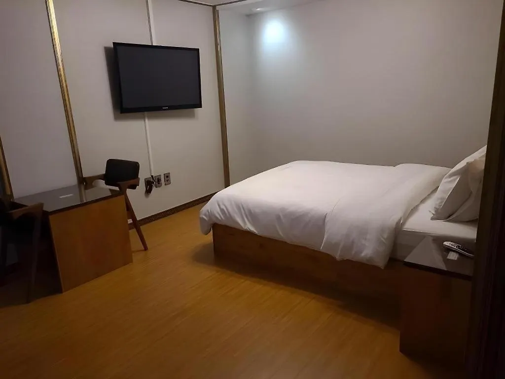 Jeju Maple Hotel 2*,  South Korea